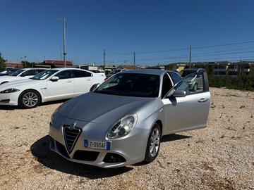 Alfa Giulietta 1.4 Turbo METANO 3.999€ PERMUTE
