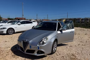Alfa Giulietta 1.4 Turbo METANO 3.999€ PERMUTE