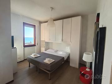 A 1 euro  Armadiatura a ponte x letto matrimoniale