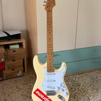 Chitarra Stratocaster Harley Benton
