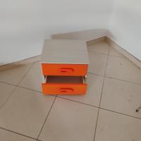 Comodino a 2 cassetti 