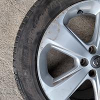 coppia di gomme auto michelin cross climate suv