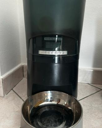 Distributore automatico cibo per gatti/cani