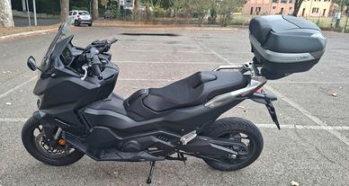Honda Forza 750 Mat Ballistic Black Metallic 2026