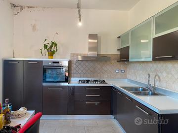 Cucina completa moderna