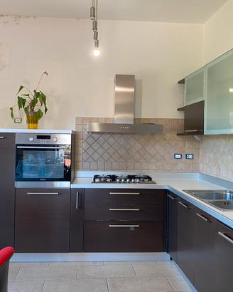Cucina completa moderna