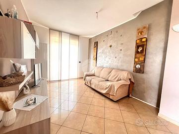 4 LOCALI A GASSINO TORINESE