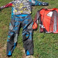 abbigliamento e accessori moto enduro Husqvarna 