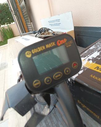metal detector Golden Mask one black 15 kHz 