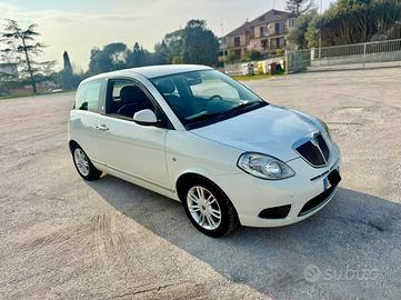 Lancia Ypsilon Ecochic 1.4 benzina GPL Neopatentat