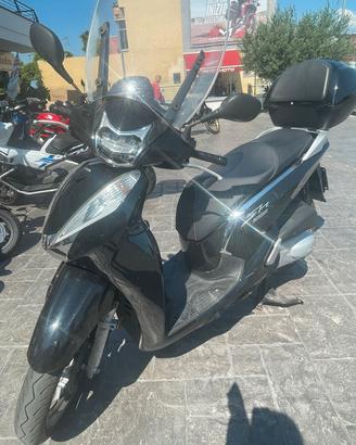 Honda SH 300