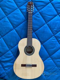 Chitarra Alhambra classica  2CA