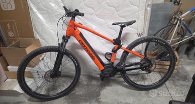 Bicicletta cannondale trail neo 3
