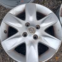 cerchioni originali nissan micra