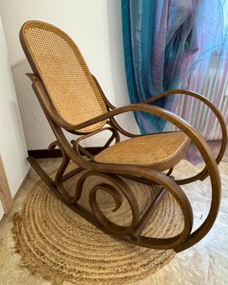 Sedia a dondolo vintage