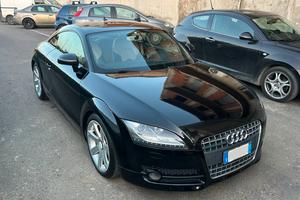 Audi tt mk2 2.0 tfsi  S-Tronic 200cv