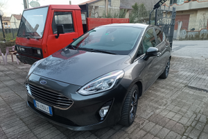 Auto Ford Festa titanium