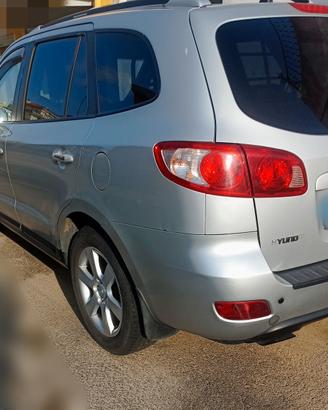 Hyundai Ssnta fe