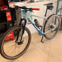 Bici mtb CUBE