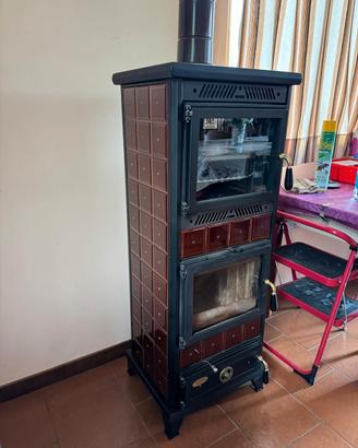 stufa a legna con forno