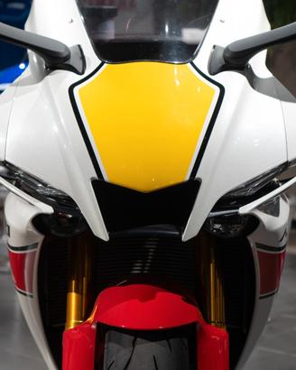Yamaha YZF R1 60th