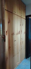 Mobile in legno