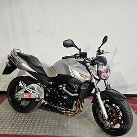 SUZUKI GSR 600