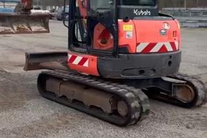 Escavatore Kubota 2016