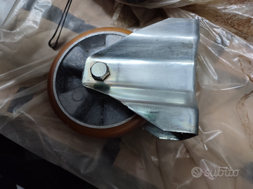 Ruote in gomma fisse e girevoli