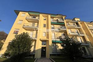 TRILOCALE CON BOX AUTO E CANTINA