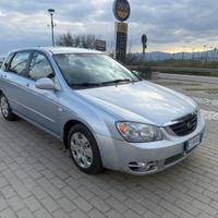Kia cerato 1.5 diesel