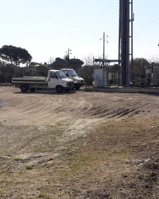 Posto camper, camion , furgoni, roulotte, gommoni
