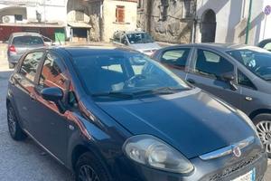 Grande Punto BENZINA/GPL targa polacca
