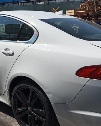 JAGUAR XF anno 2013 cilindrata 2179 KW 147 codice 