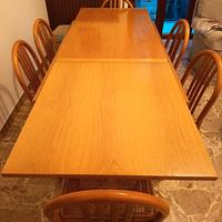 Tavolo 6 posti allungabile, comprese 6 sedie