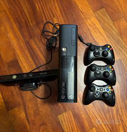Xbox 360+kinect+3 controller+set 15 giochi