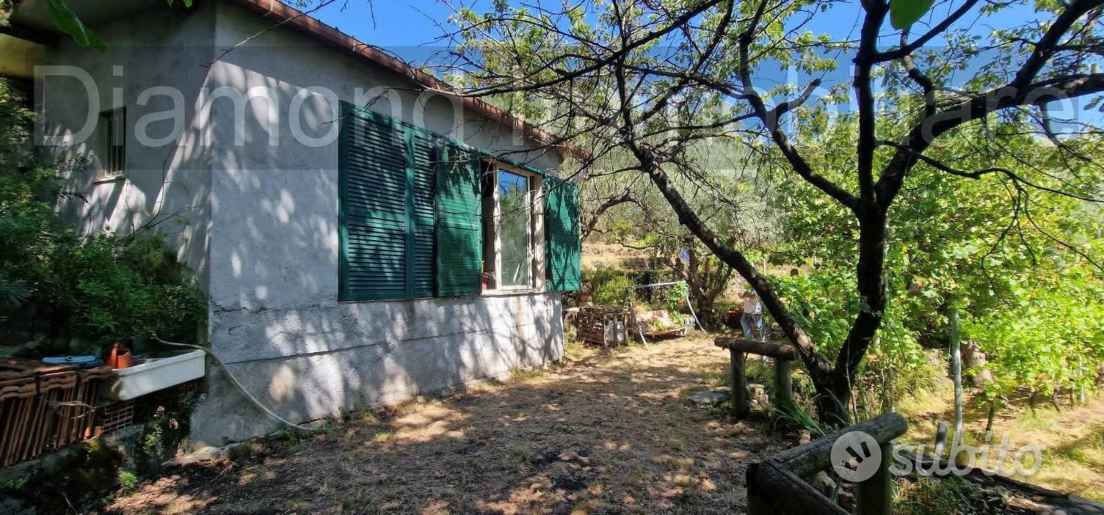Casa con terreno a Presa Piedimonte Etneo - Vista 2