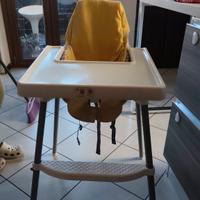 seggiolino con vassoio