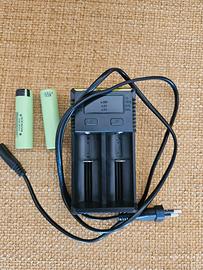 Caricabatterie Nitecore NEW i2 + 2 Batterie 3400mA
