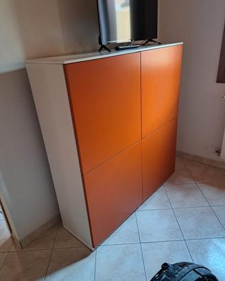 credenza moderna arancio
