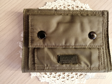 Portafoglio firmato "UNITED COLORS OF BENETTON"