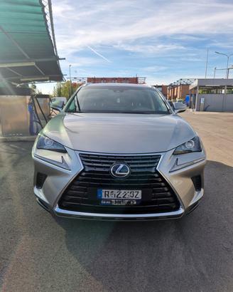 Lexus NX300H