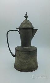 Teiera Brocca vintage in Peltro battuto a mano