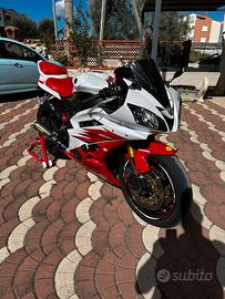 Yamaha R6 - 2006