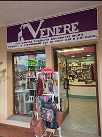 ATTIVITÀ COMMERCIALE Venere