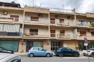 Appartamento i° piano comiso (rg)