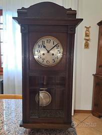 Orologio a pendolo da parete in legno