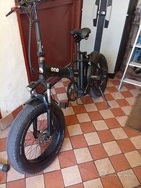 Bici elettrica icone rider 36v 250w acceleratore
