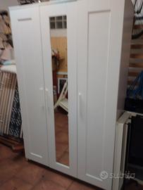 armadio tre ante 