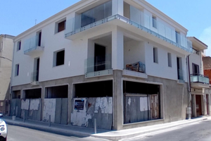 Locale 85 mq zona centralissima